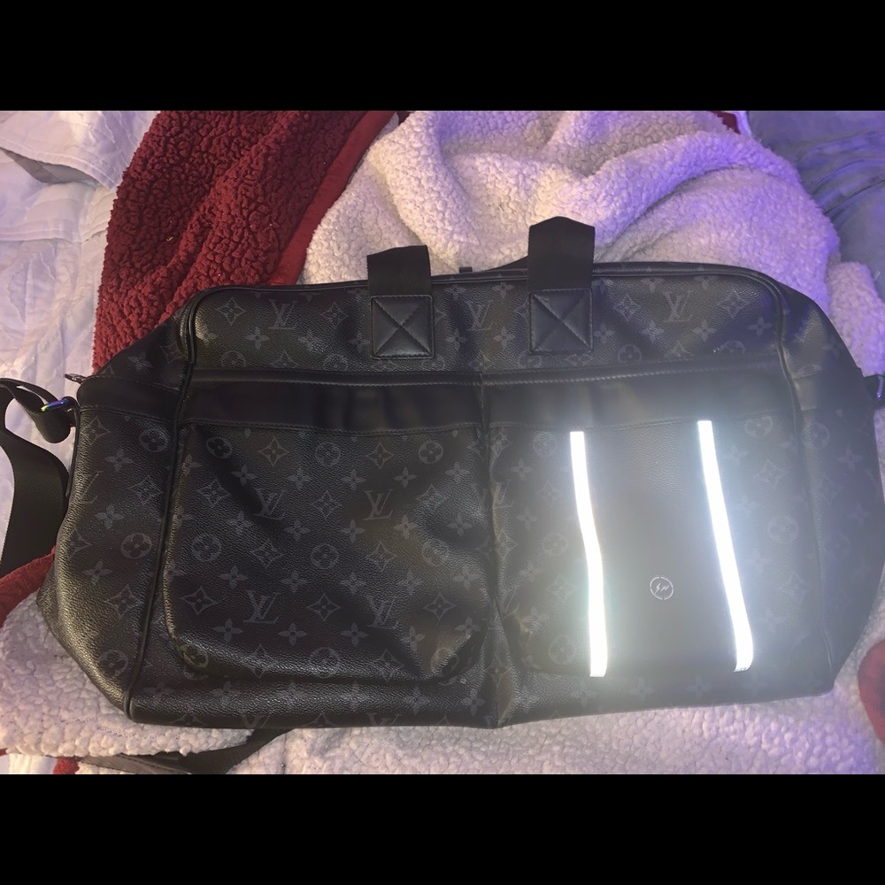 Louis Vuitton Unisex Duffle Bag